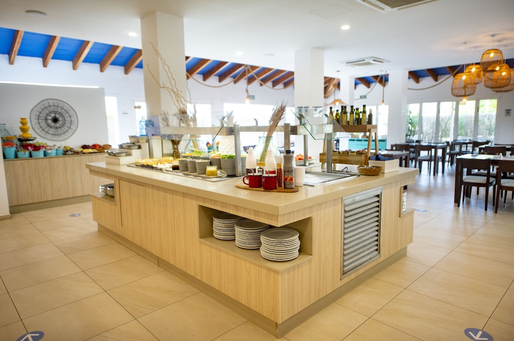 Lobby at Seaclub Alcudia Mediterranean Resort, PUERTO DE ALCUDIA