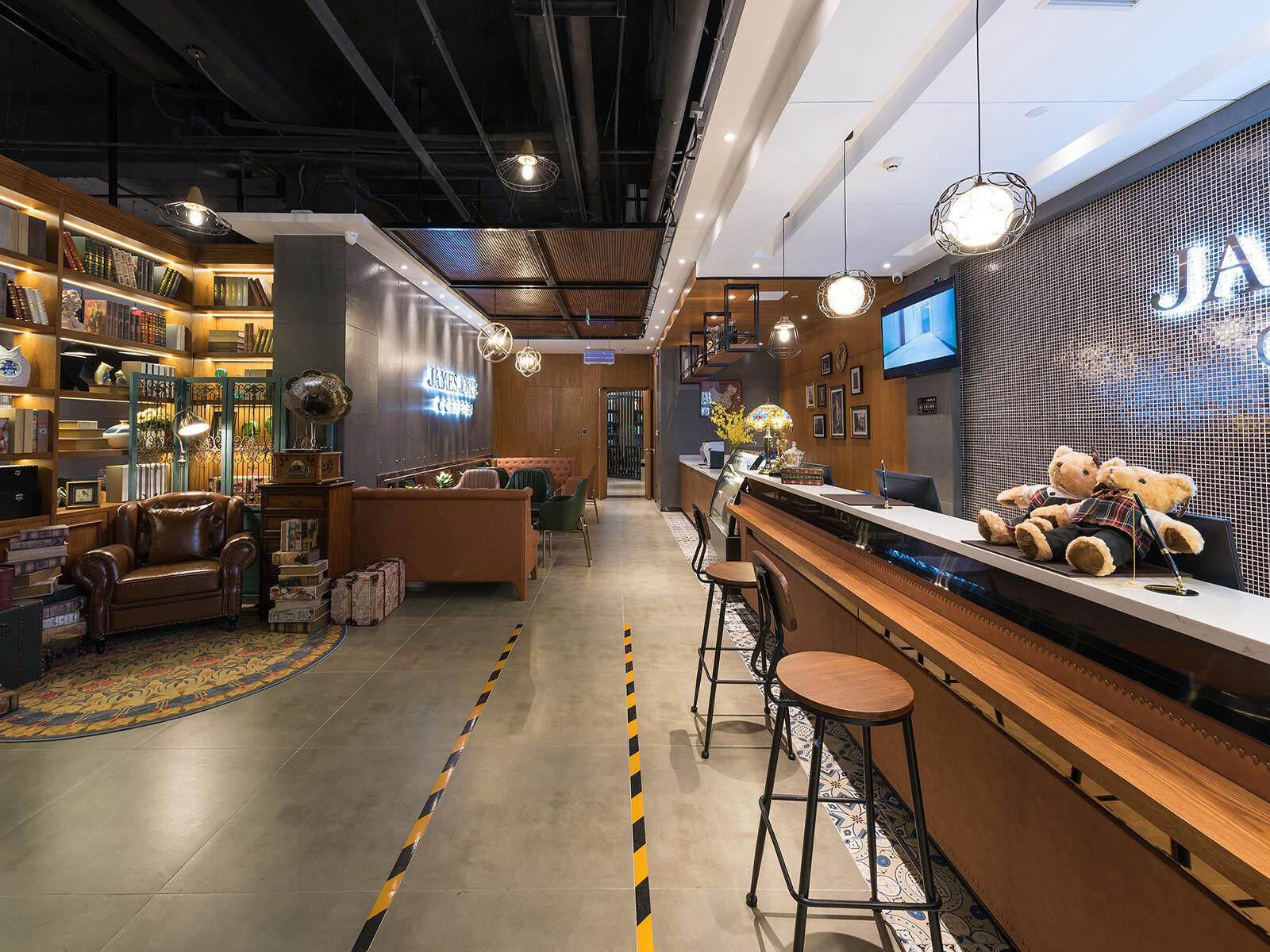 James Joyce Coffetel Hotel (Beijing Xiaohongmen Subway Station) 42/48