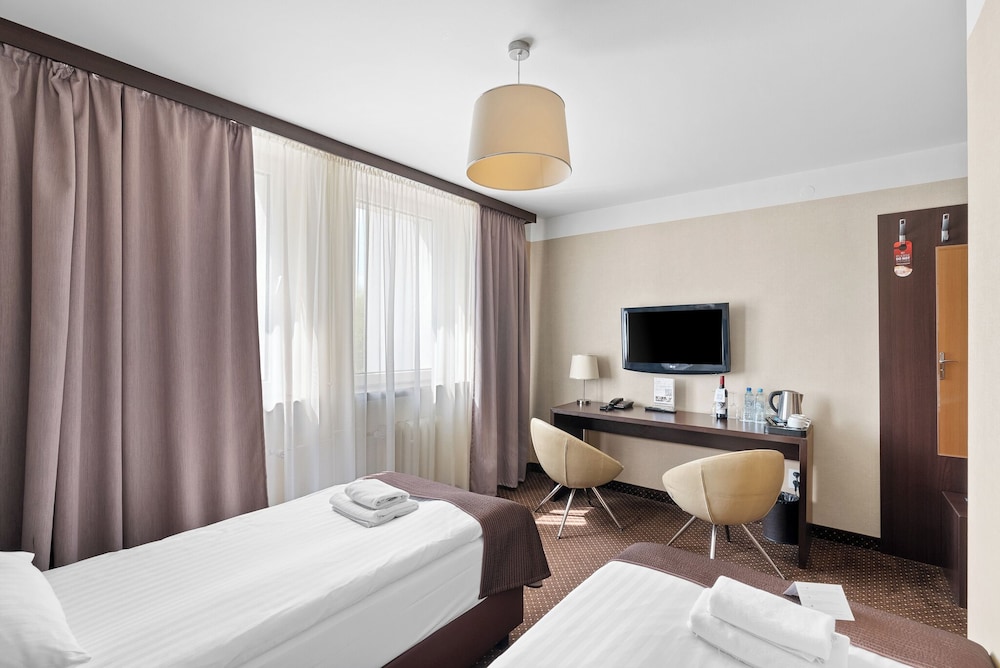 Hotel Diament Zabrze 27/66