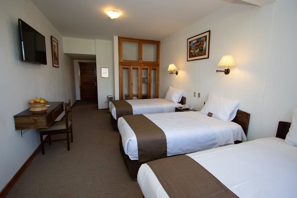 BASIC, TRIPLE, 3 BEDS