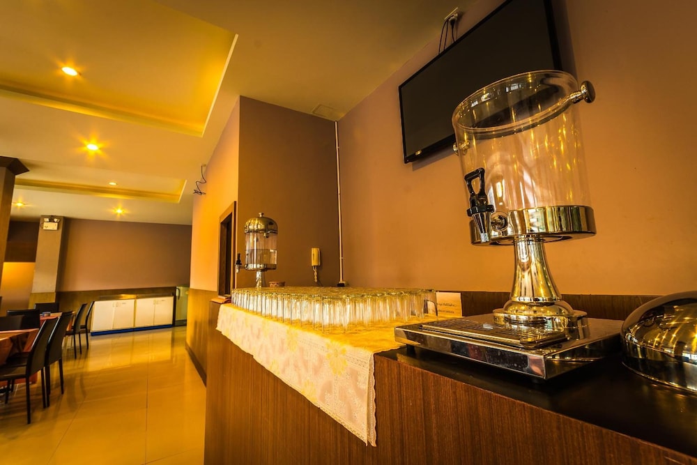 Sinkiat Buri Hotel 42/67