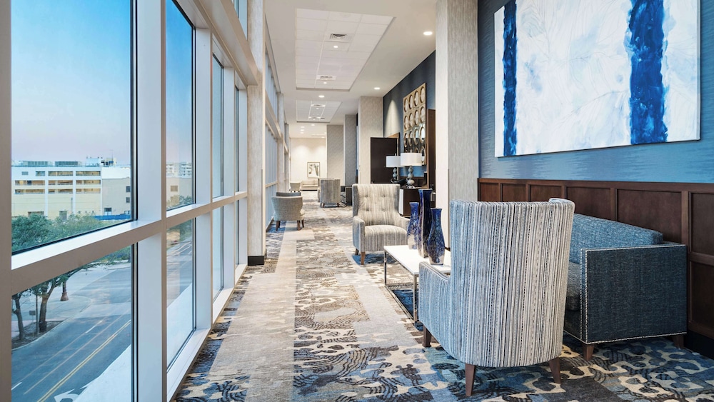 Hyatt Place St Petersburg/Downtown 15/30