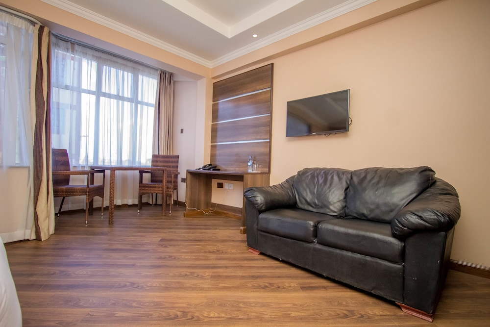 Airport Landing Hotel 27/48