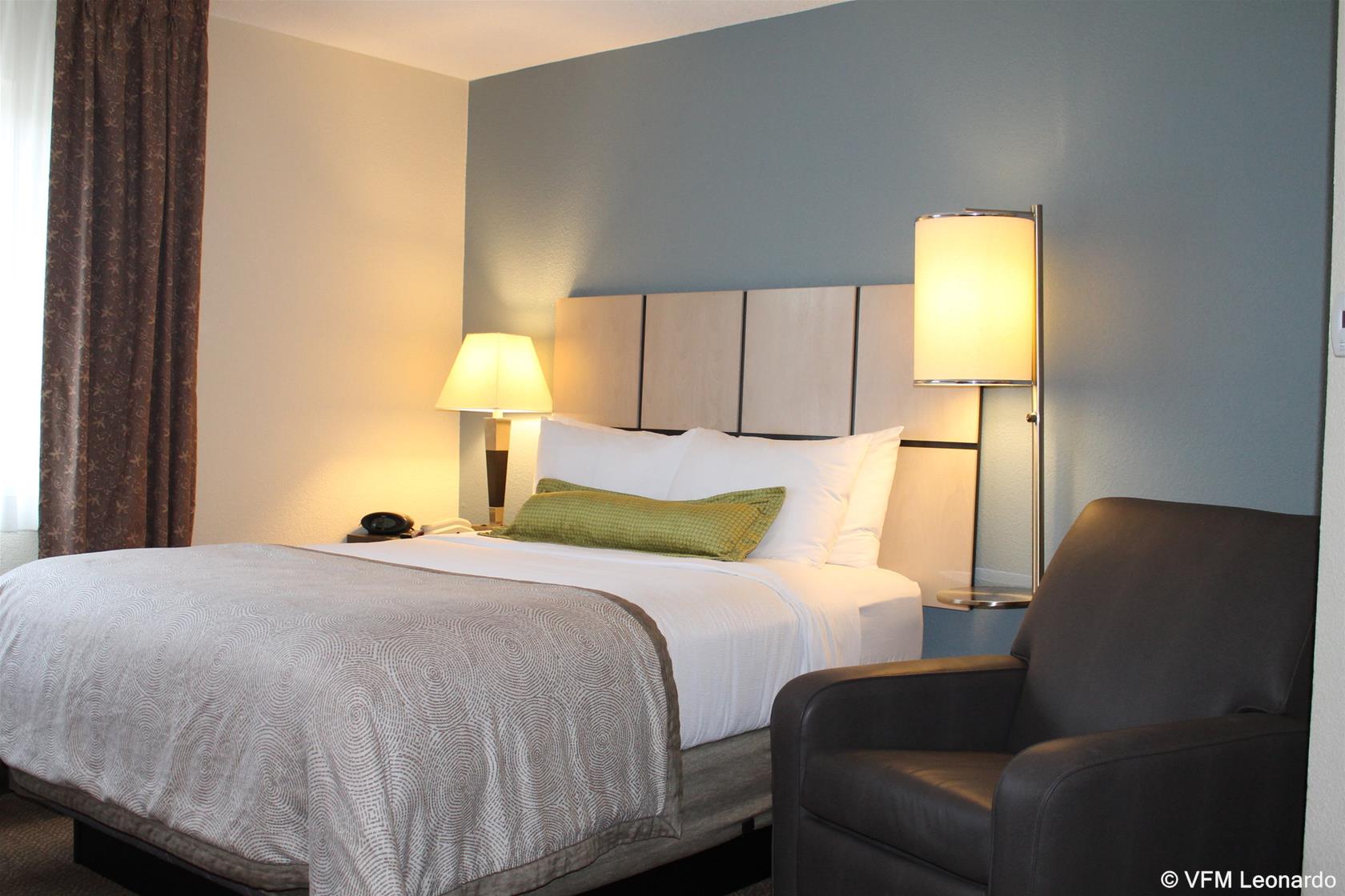 MainStay Suites Wichita Northeast 26/45