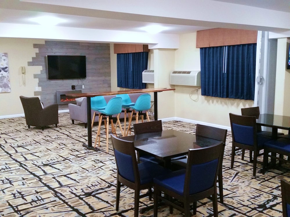 Silverstone Inn And Suites Spokane Valley 22/26
