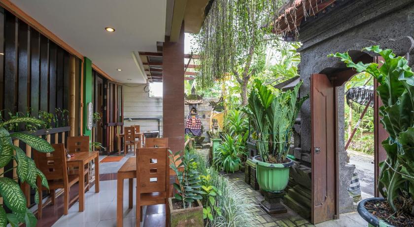 Capital O Dante Guesthouse Bali 50/50