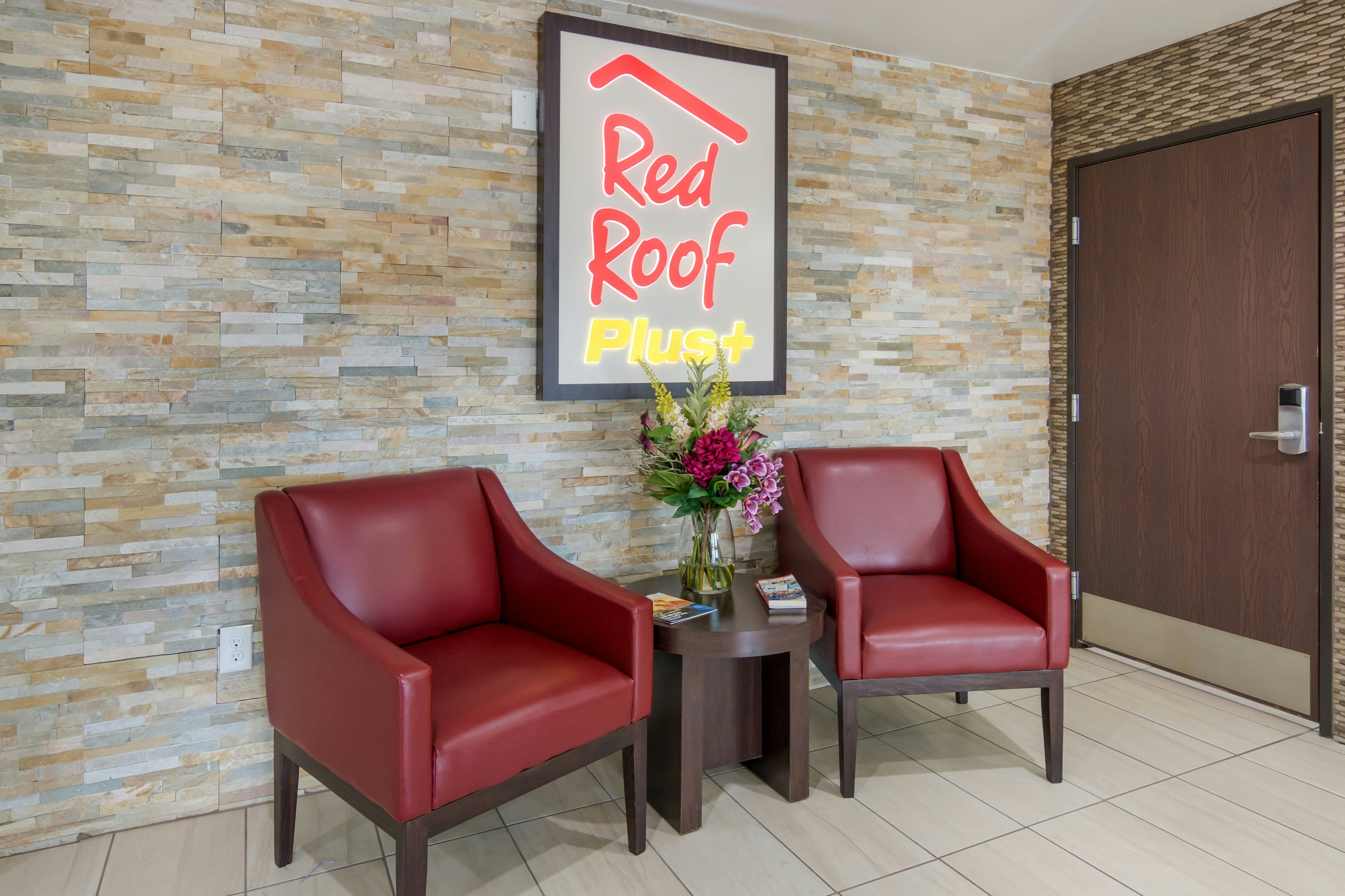 Red Roof Inn Plus+ Fort Worth - Burleson 5/9