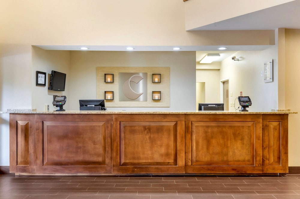 Comfort Inn & Suites Lenoir Hwy 321 Northern Foothills 5/40