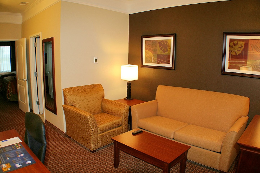 Best Western Plus Easton Inn & Suites 17/30