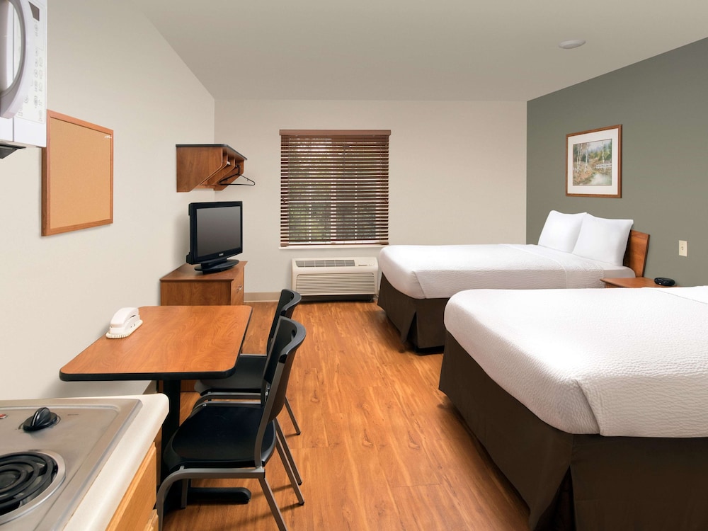 Extended Stay America Select Suites Akron South 13/51