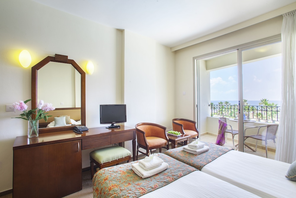 Aquamare Beach Hotel & Spa 22/61
