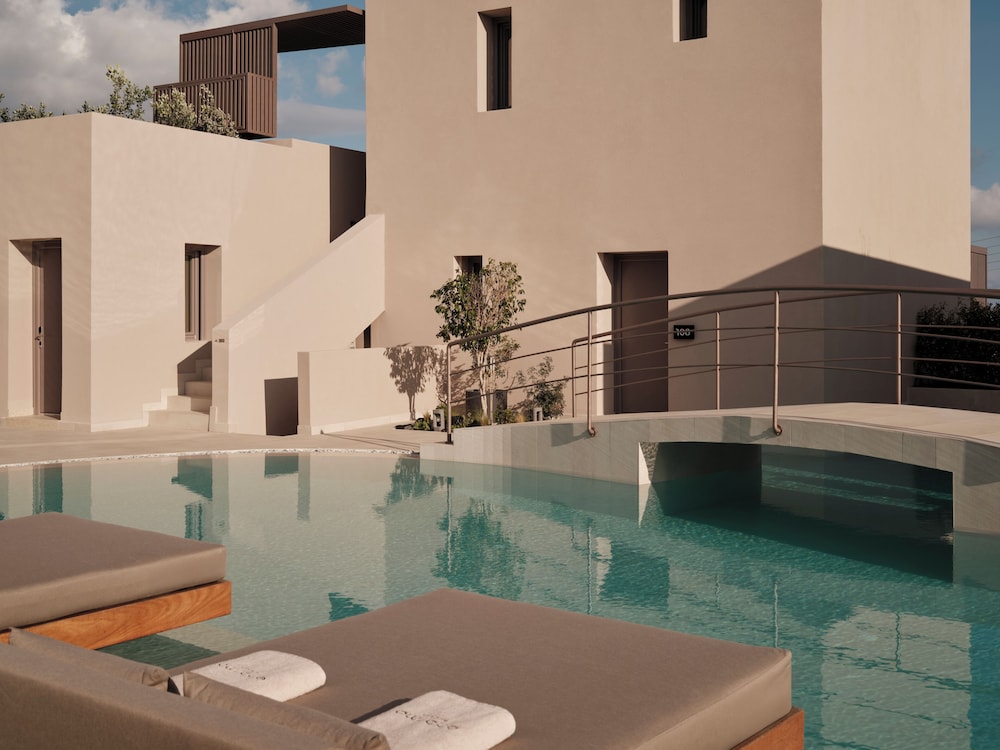 Enarma Suites & Spa 63/65