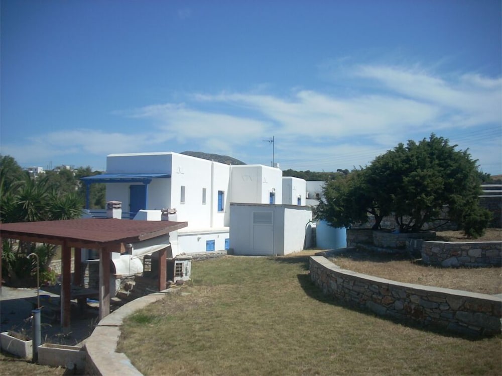 Aeraki Studios And Apartments 32/50