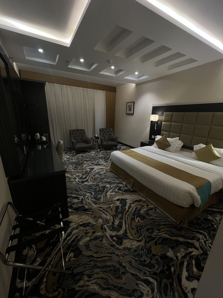 فندق دبليو بلاتينيوم(W Platinum Hotel) 10/23