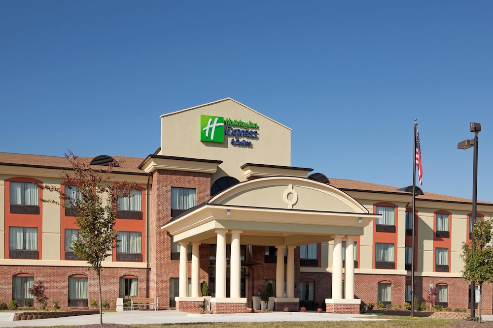 Holiday Inn Express Hotel Suites Salem 5/42