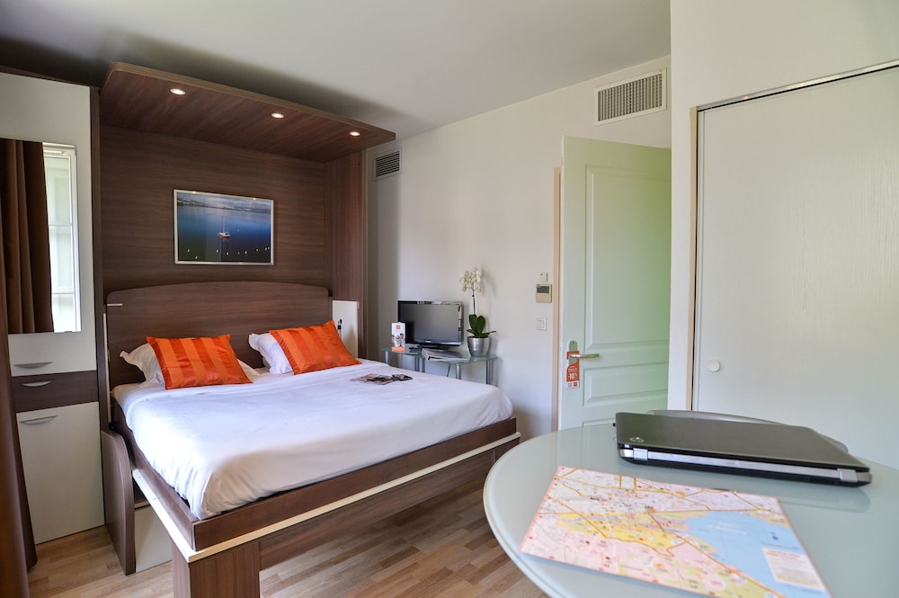 Privilodges Le Royal Annecy 14/65
