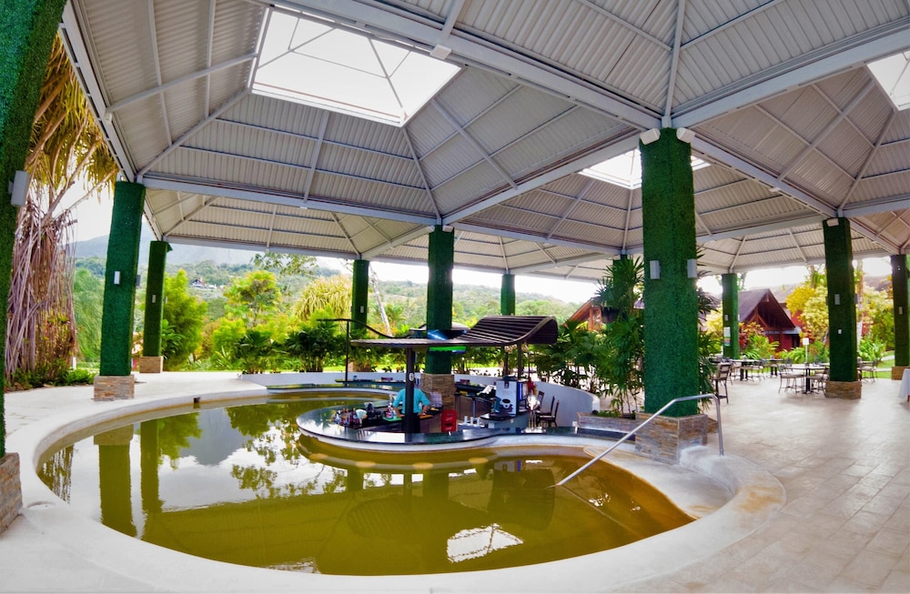 Arenal Paraiso Resort Thermo Mineral Hot Springs 37/50
