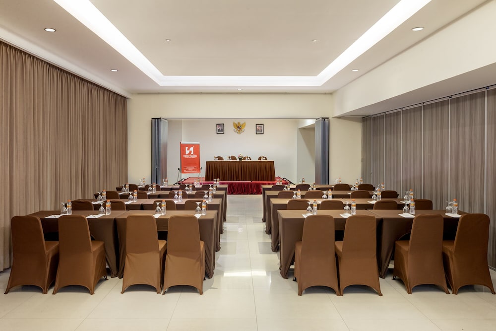 Swiss Belinn Gajah Mada 21/22