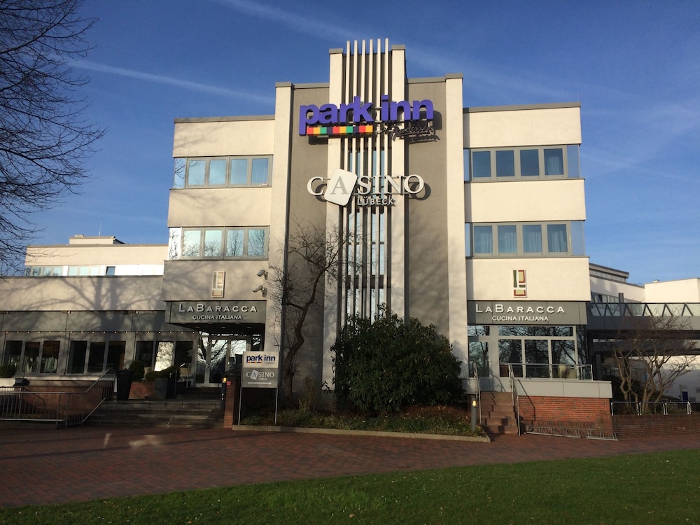Park Inn by Radisson Lubeck 41/50