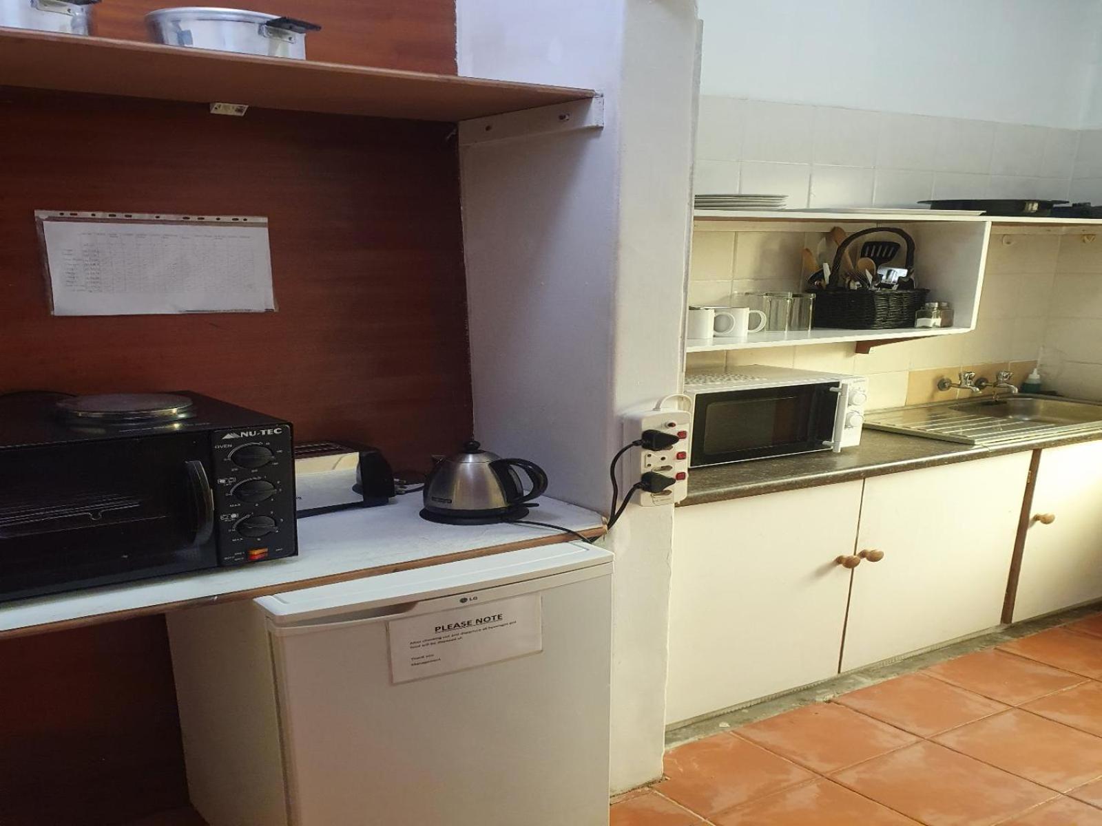 Castello Guesthouse 3/49