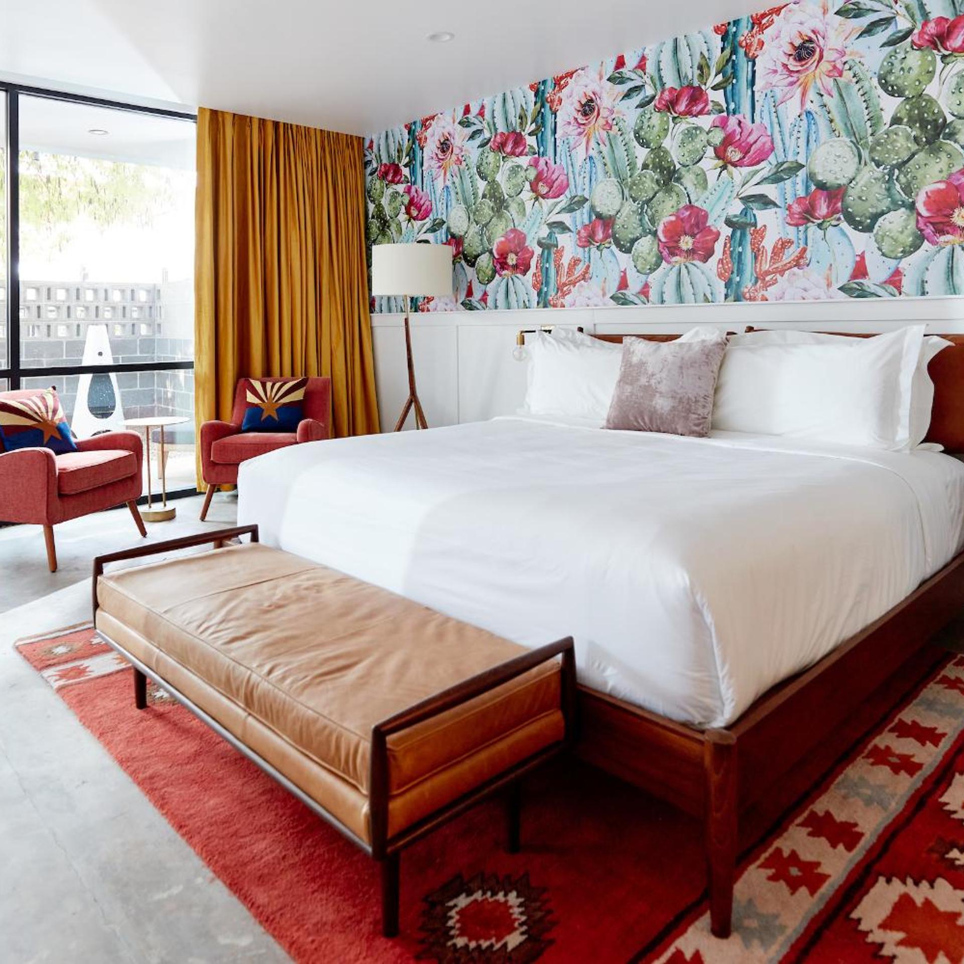 Room, King Bed, Pool Side, Patio