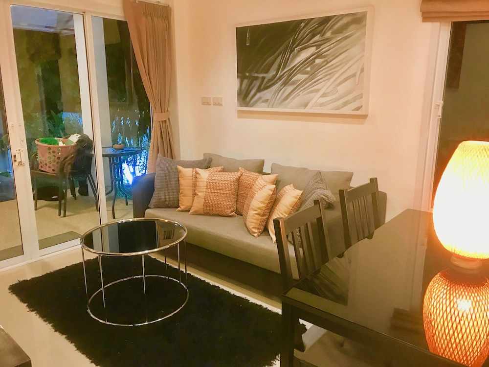2 Bed Villa 15 Min Walk To Beach 23/36