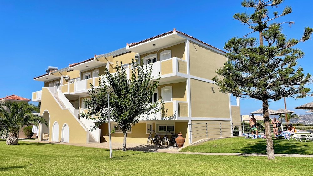 Zeus Hotel Ireon 20/42