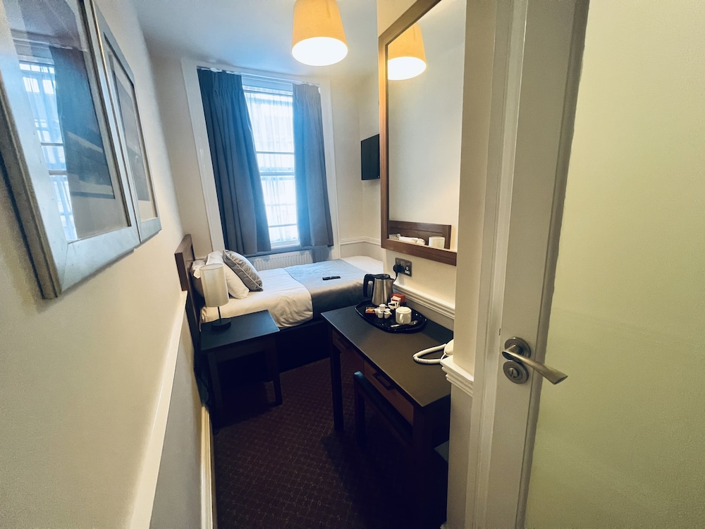 Hotel Cavendish 30/32