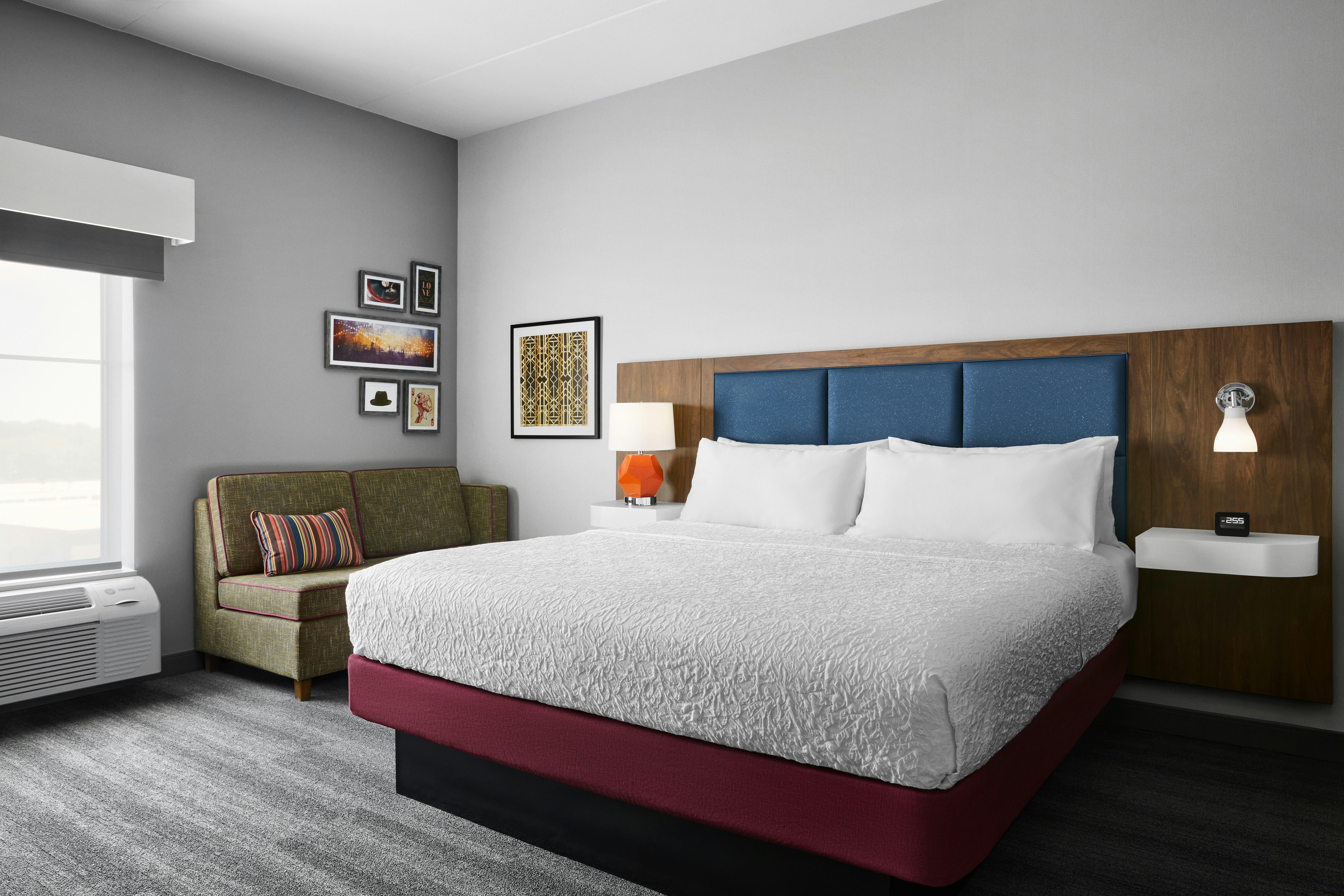 ROOM, KING BED, ACCESSIBLE