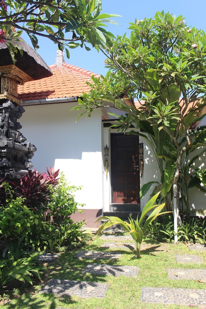 Jukung Villas Kuta by ZUZU 38/40