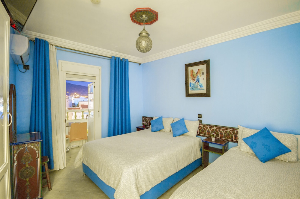 Hotel Tarek 6/25