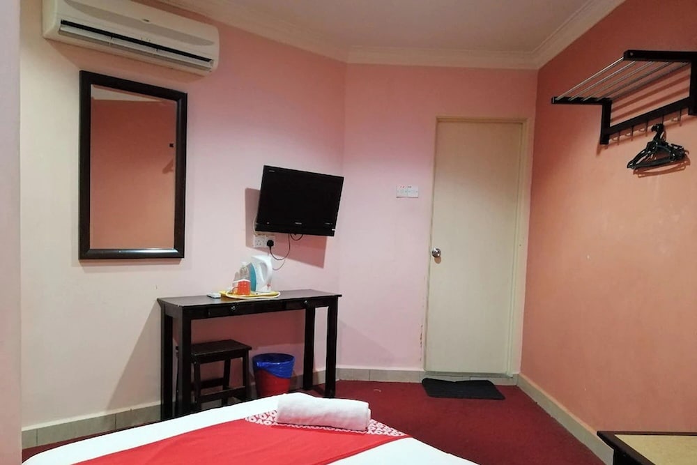 PUTERI AMPANG HOTEL 38/48