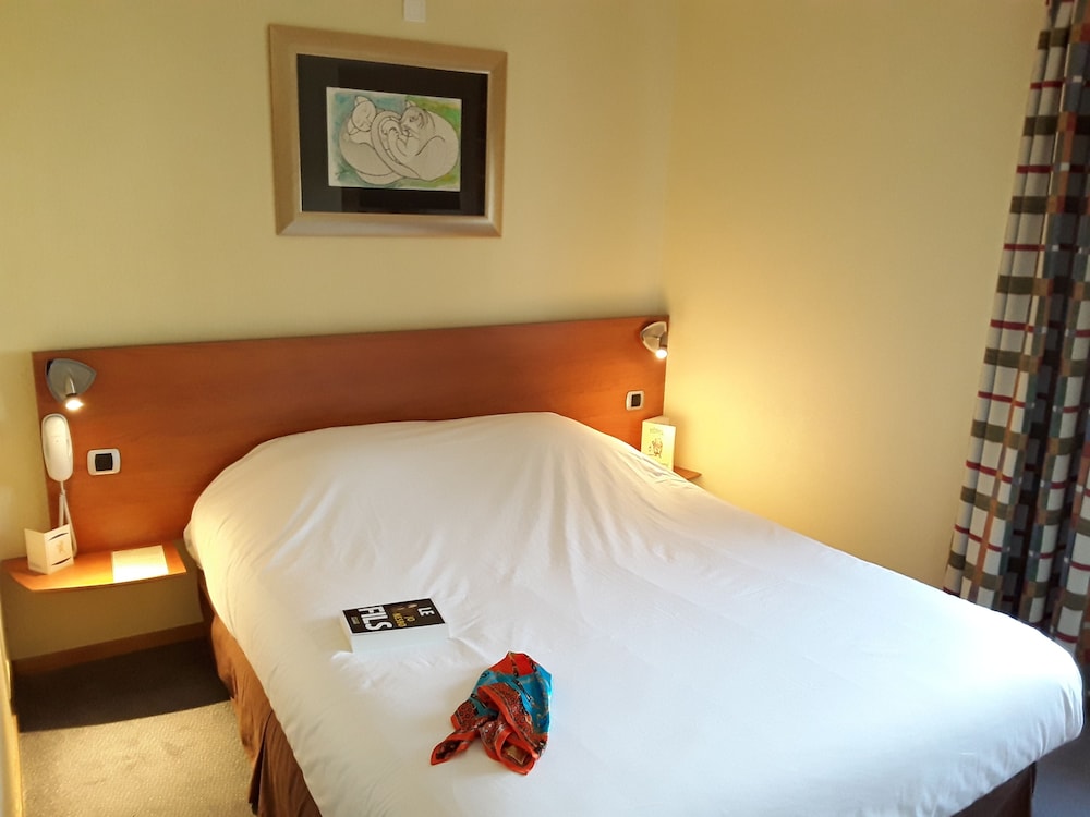 In Situ Hotel 18/50