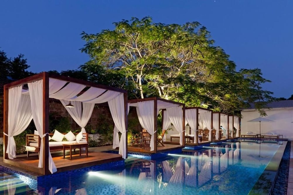 SinQ Party Hotel 21/43