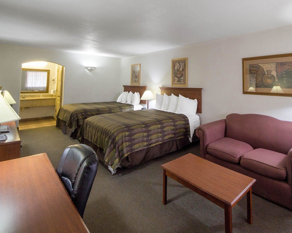 Quality Inn & Suites Rio Grande City, TX 14/39