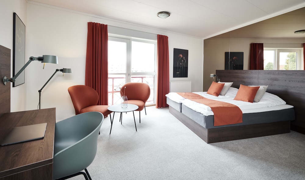 Montra Odder Parkhotel, BWSC 48/60