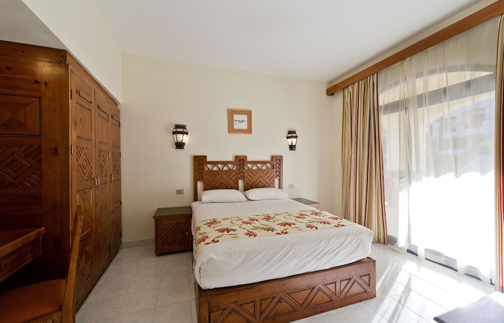 Amphoras Beach - Ultra All Inclusive 13/46