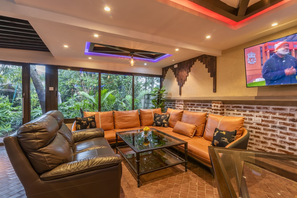 Fair Acres Boutique Hotel 54/71