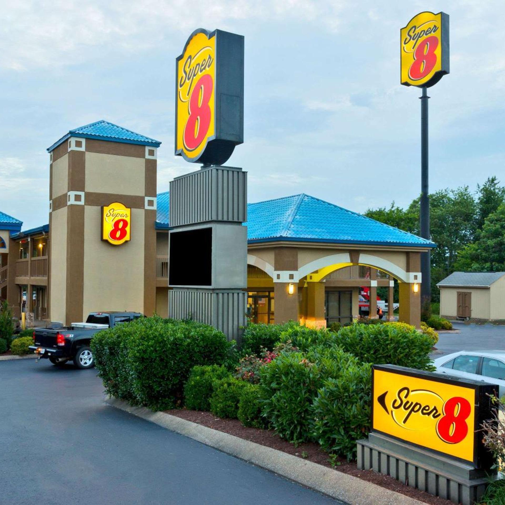 Super 8 by Wyndham Franklin Hwy 31 31/36