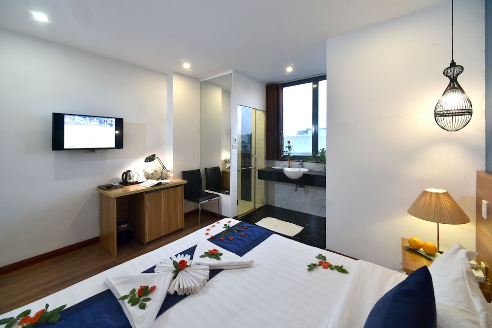 Eternity Hotel 38/46