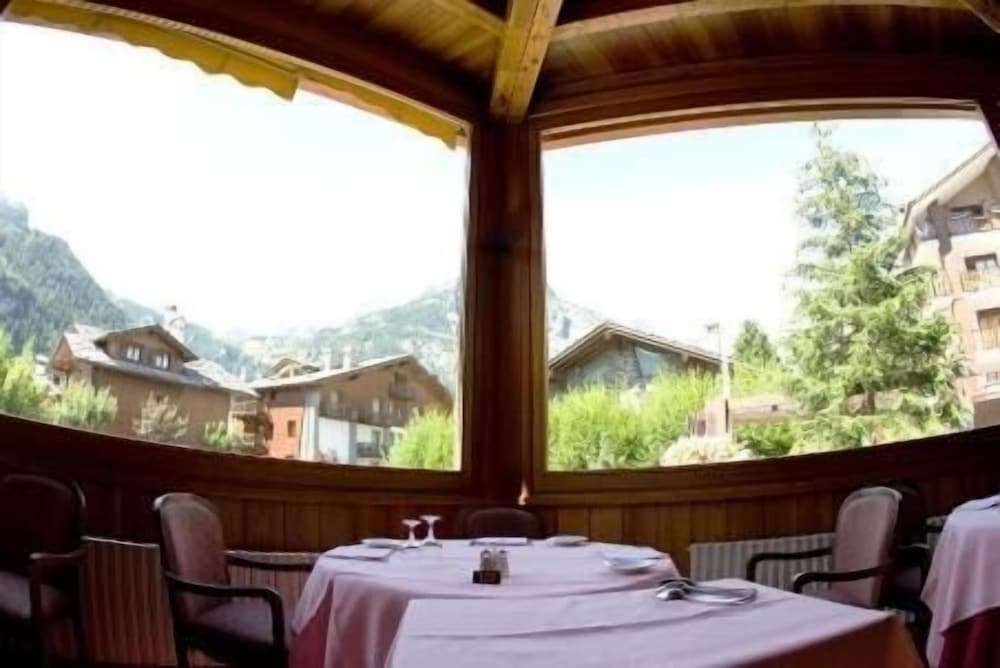 Hotel Pavillon 53/58