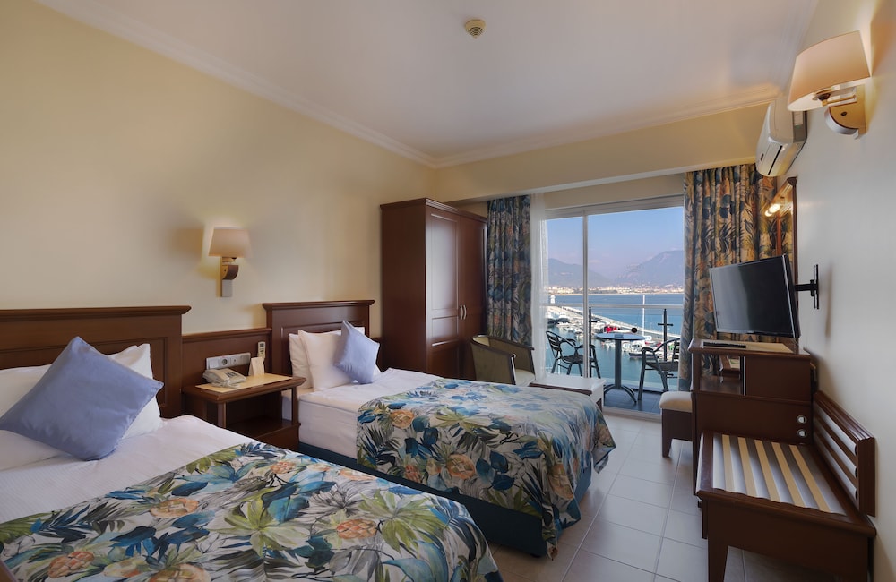 Numa Port Hotel 16/73