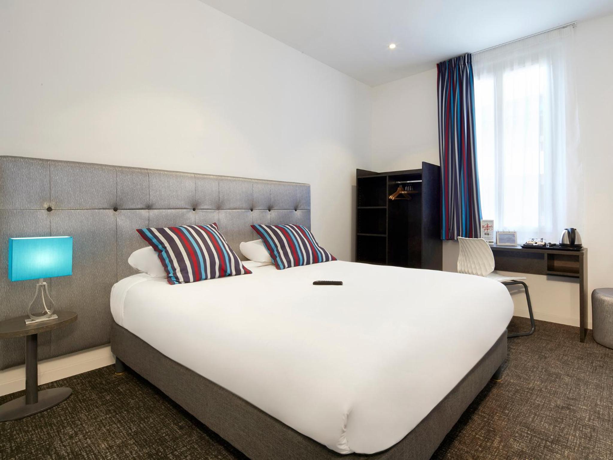 Room, Double Bed