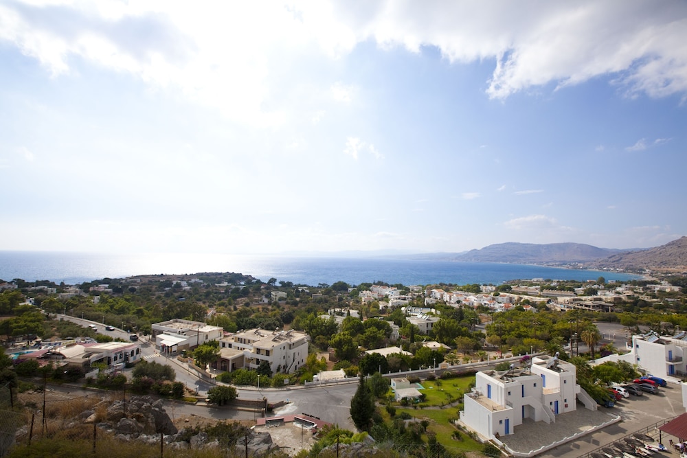 Lindos Nest Hotel 65/74