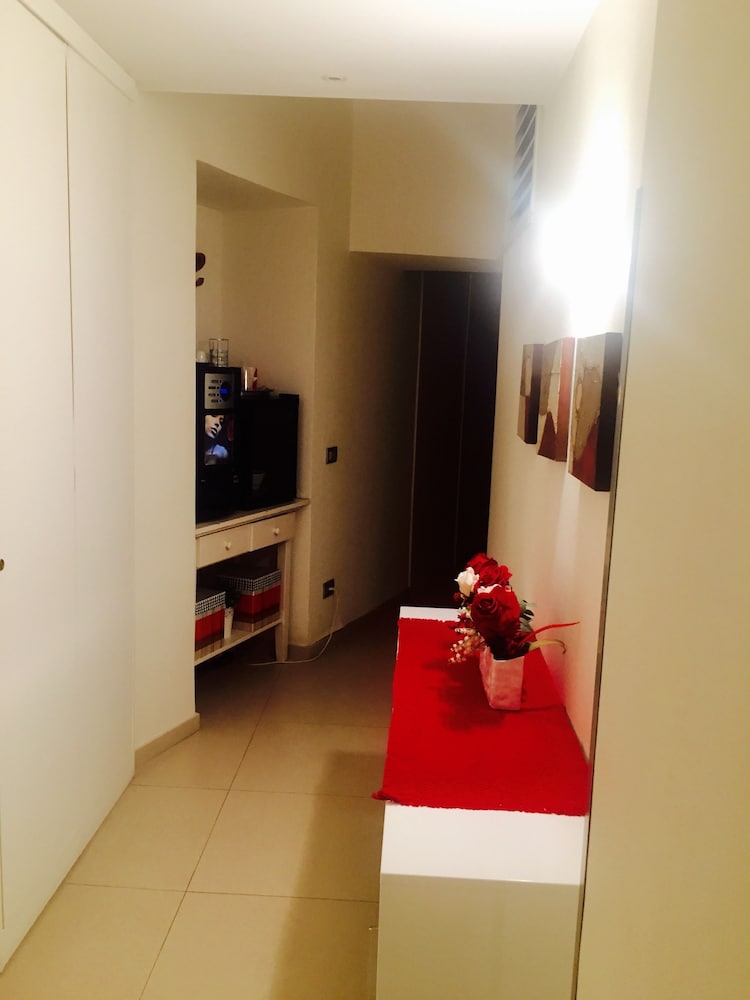 Interno 5 B&B 16/36