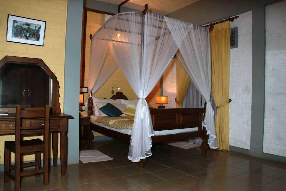 Lake Serenity Boutique Hotel 14/45