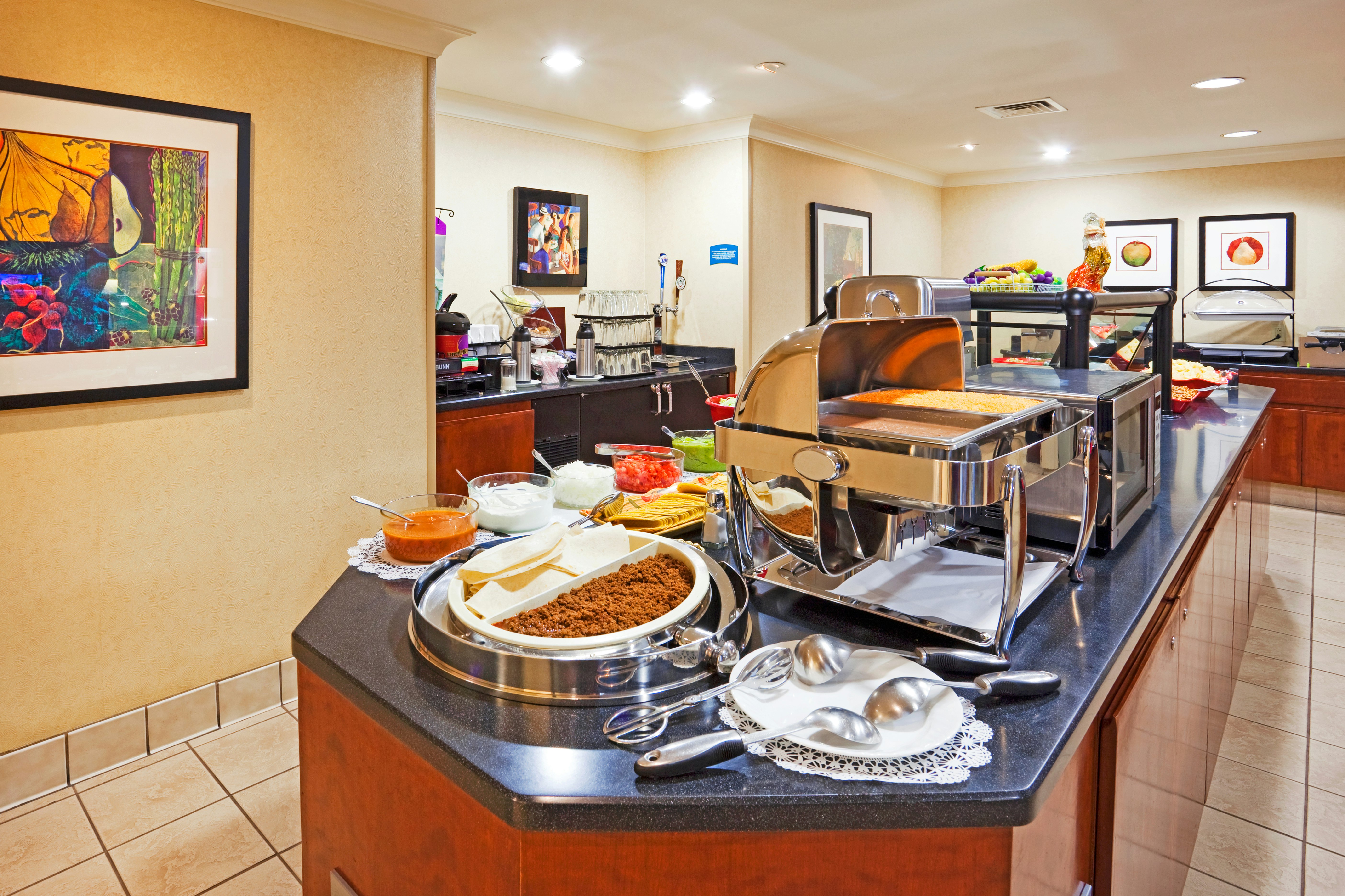 Staybridge Suites Chattanooga Downtown Convention Center 38/53