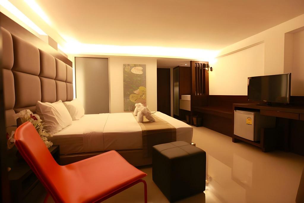 The Bangkok Major Suite 41/50