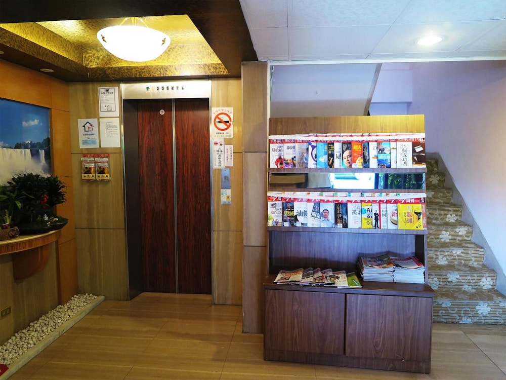 Nice Hotel 3/31
