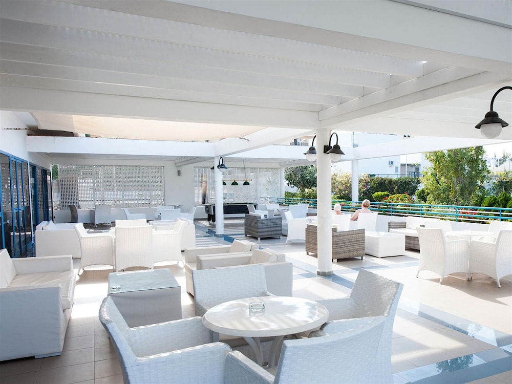 Iliada Beach Hotel 48/64